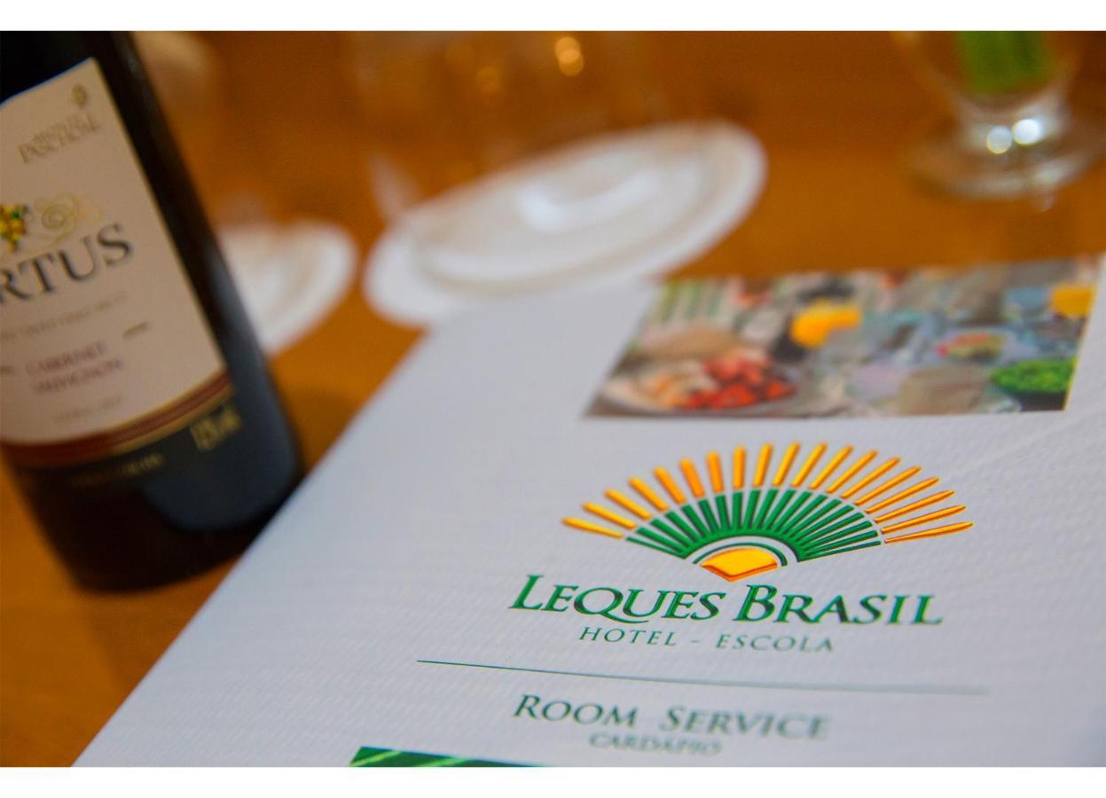 Leques Brasil Hotel Escola São Paulo Exteriör bild